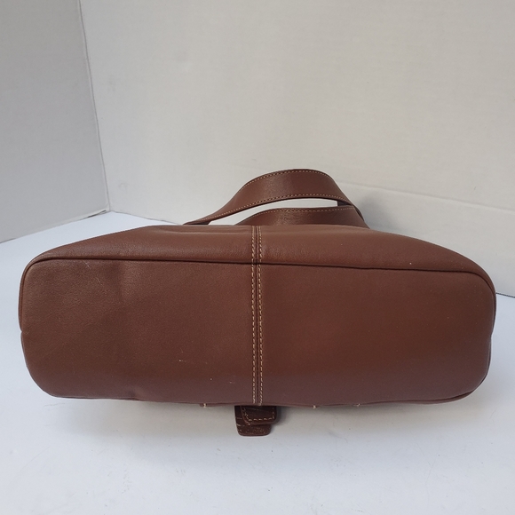 100% Leather ETIENNE Aigner Purse Bag Short Shoulder Handle Lots of Pockets! - Picture 9 of 11